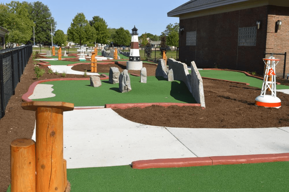 How much does it cost to build a putt putt golf course kobo building